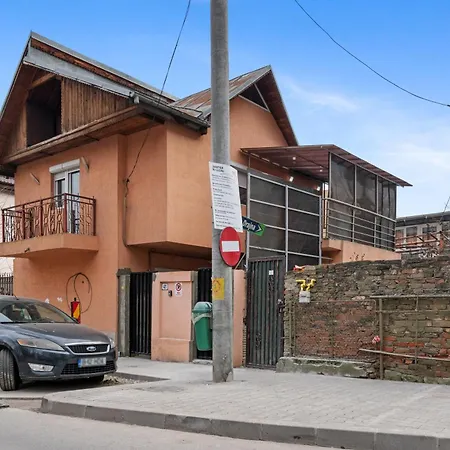 Grozavesti Up Floor Retreat Apartment Bucharest
