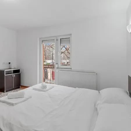 Apartment Grozavesti Up Floor Retreat *
