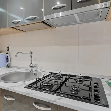 Grozavesti Easy Retreat Bükreş